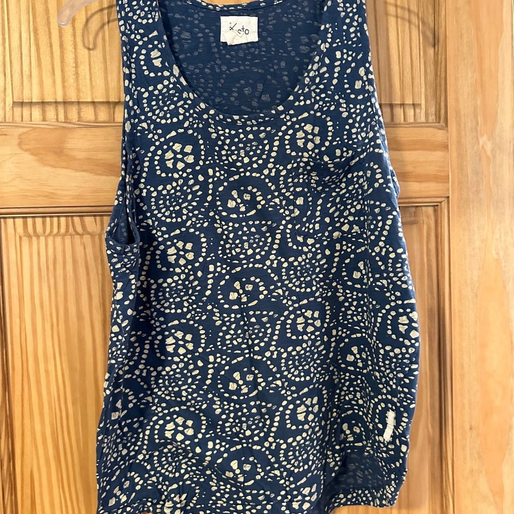Blue and tan Sleeveless Tank Top